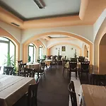 Hotel Zdravets 4*